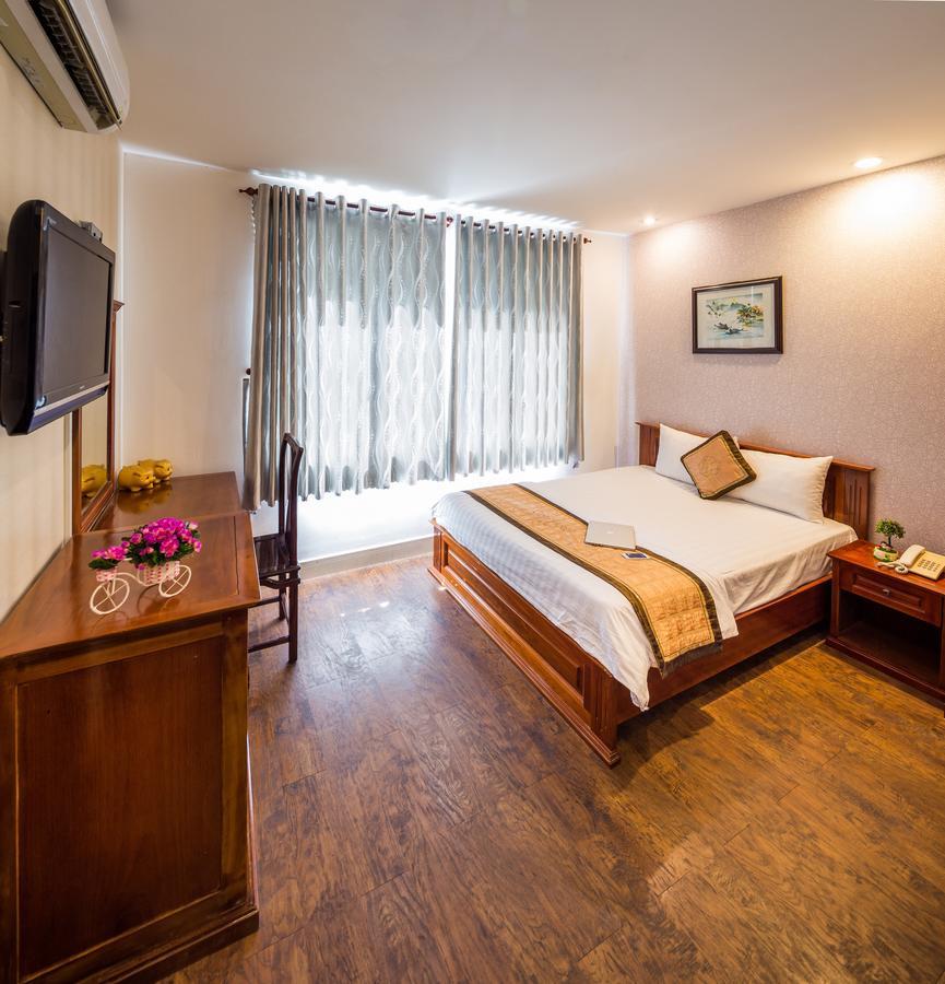 Golf Hotel Thành Pho Ho Chí Minh Esterno foto