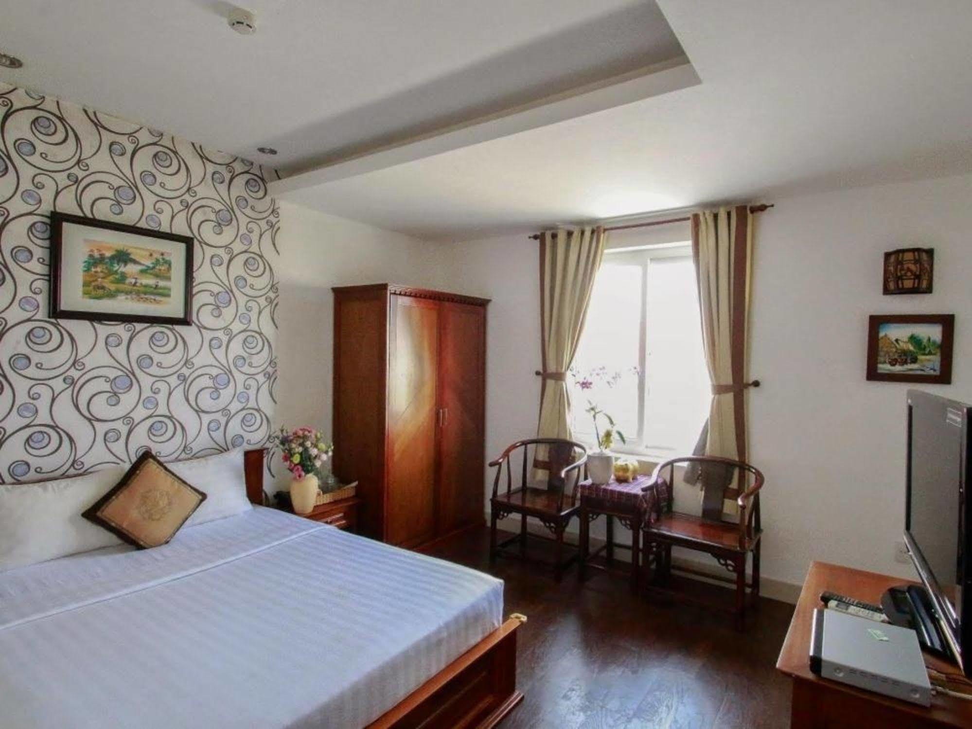 Golf Hotel Thành Pho Ho Chí Minh Esterno foto