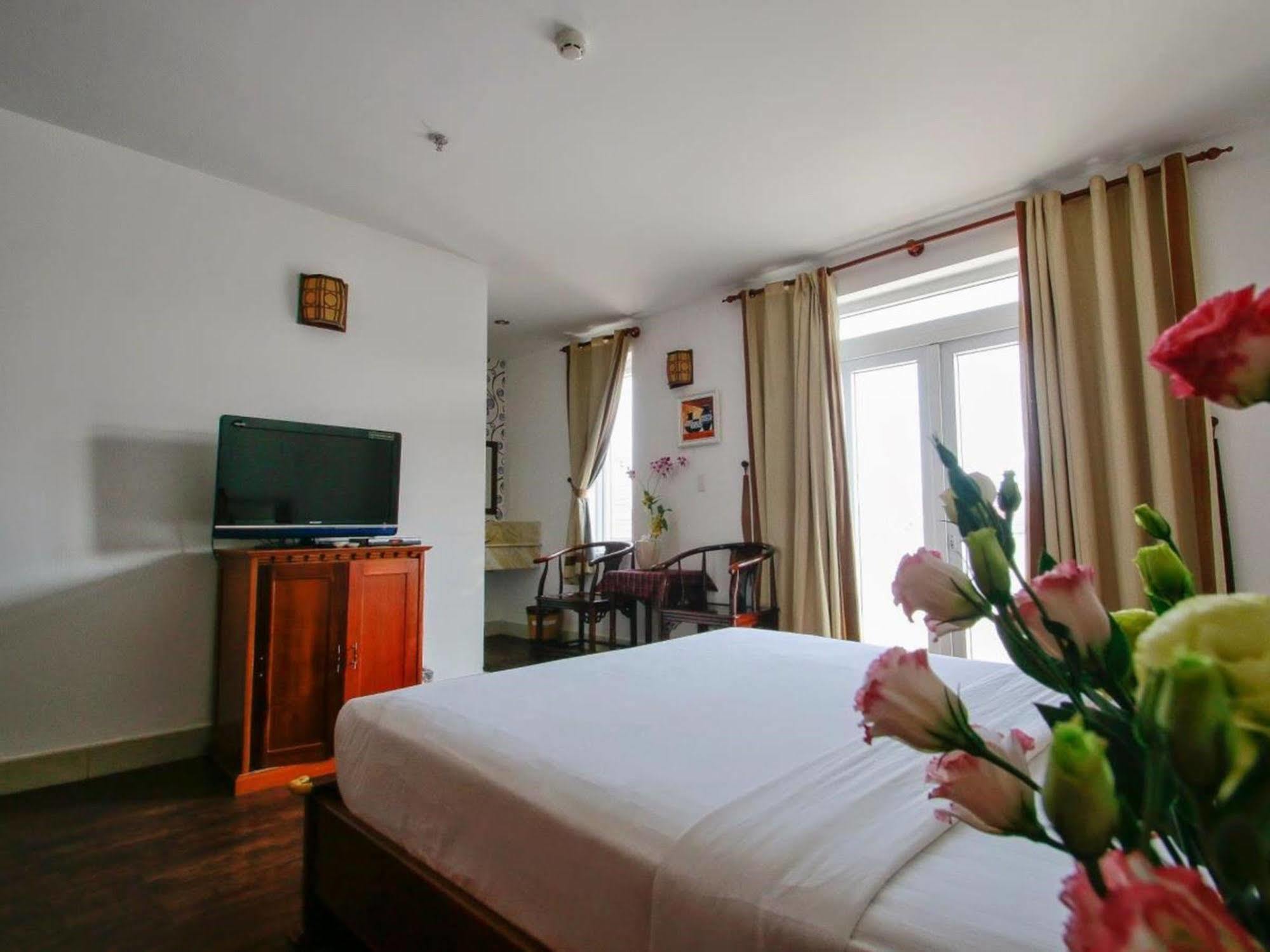 Golf Hotel Thành Pho Ho Chí Minh Esterno foto