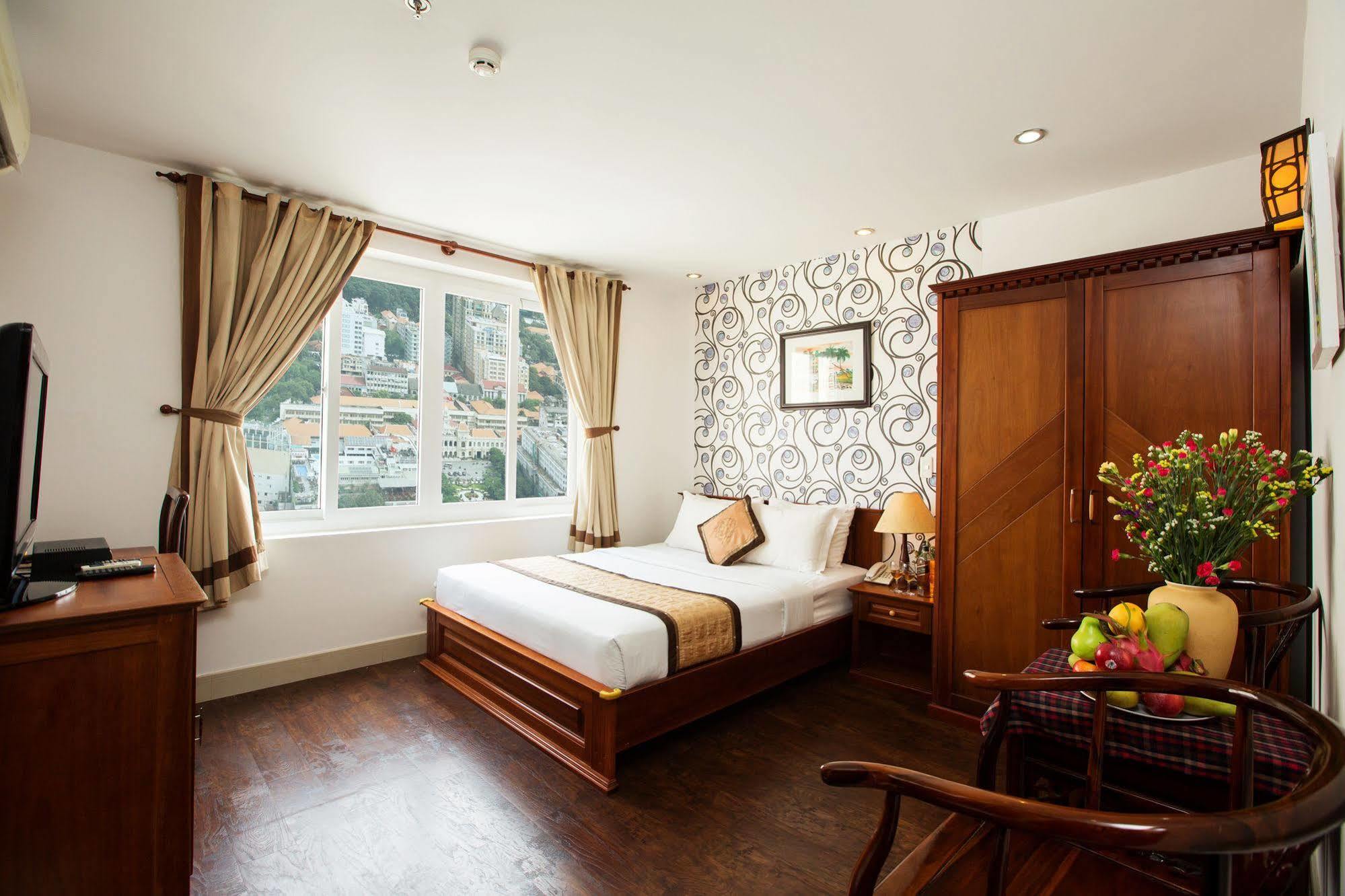 Golf Hotel Thành Pho Ho Chí Minh Esterno foto
